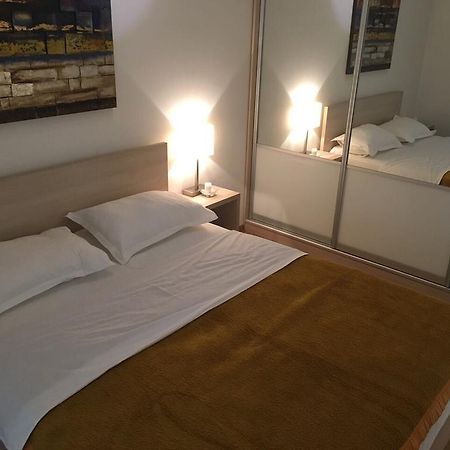 Apartment Gorki Belgrado Esterno foto