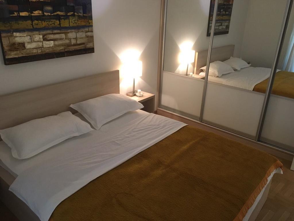 Apartment Gorki Belgrado Esterno foto
